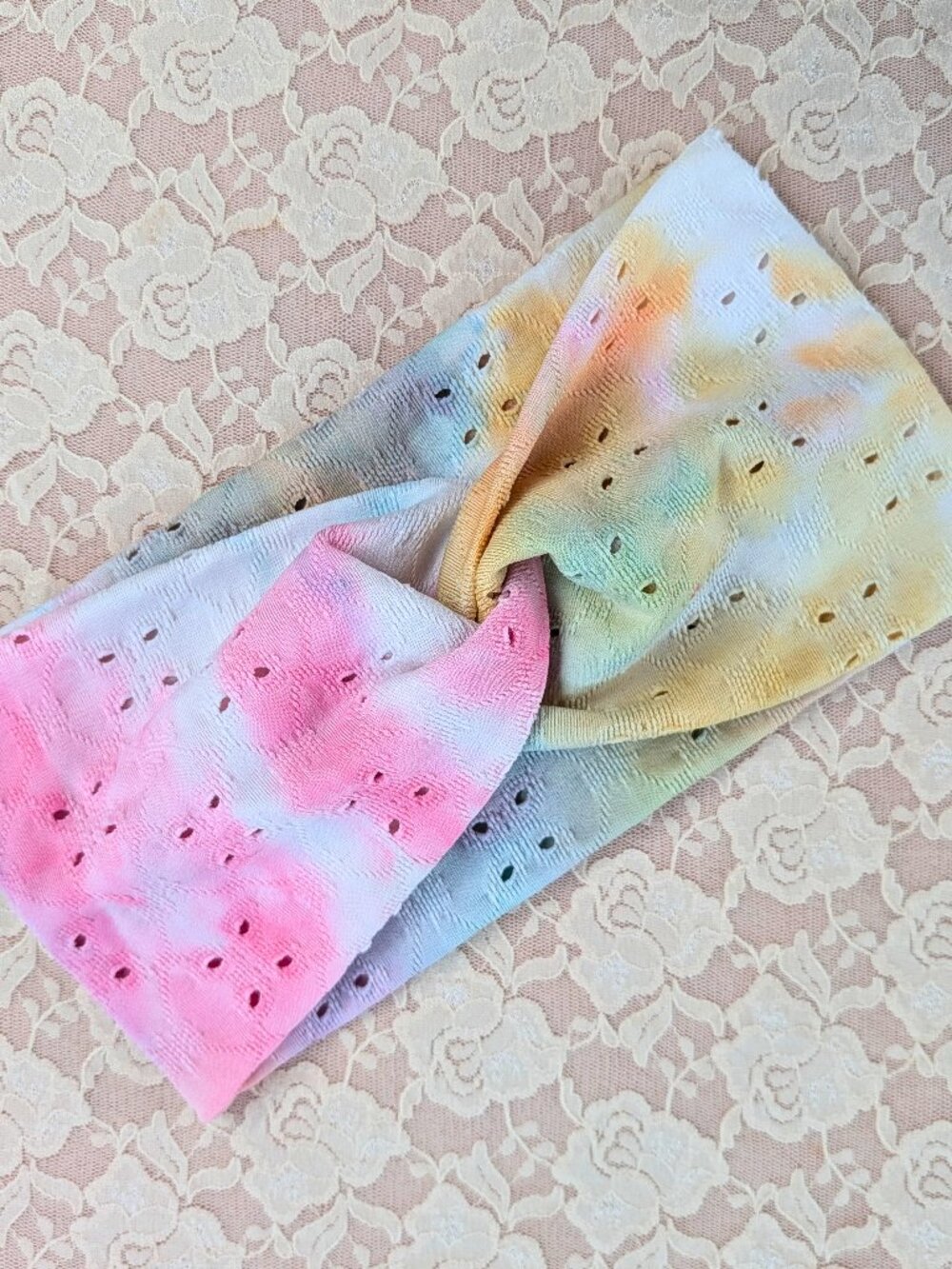 NWOT tie dye eyelet knotted headband